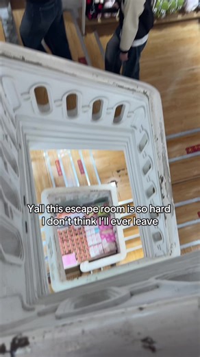 Escape Room Adventure at Miniso: A 5-Floor Challenge