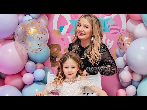 Nastya celebrates her birthday for 7 years