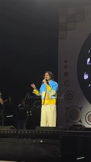 I Don't Believe In Soulmate But "Tane Jata Joi Panghat Ni Vate Song Aditya Gadhvi Live Concert #love