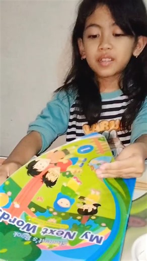 Level pasrah, saya mah bawaan pabriknya udah GK di instal bahasa inggris, cuma ada software bahasa Sunda versi originaln😆😭 | Rika Nurrika