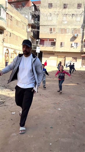 لما تفكر تعمل خير 😳