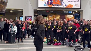 📣 Rock Choir Midlands have been surprising people at Birmingham's New Street Station today with flash mobs on the arrival concourse! They will move onto another location this afternoon in the centre of Birmingham 🤫 ! They are raising money for Comic Relief and doing a fabulous job !!! #comicrelief2023 #fundraising | Rock Choir