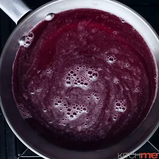 Homemade Raspberry Syrup