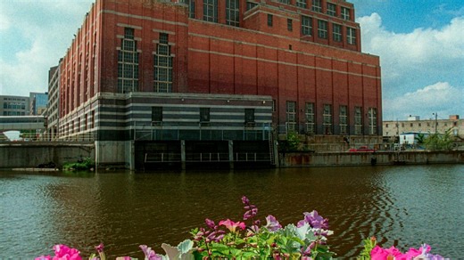 10 Sunniest Cities in Michigan for Golden Years Living