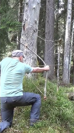 Survival Bow built with bare hands, bushcraft survival camping, outdoor cooking