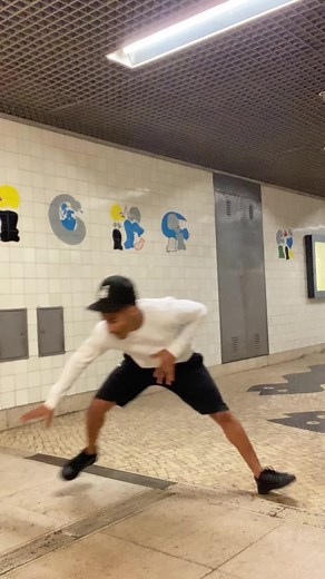 Angola Dance Moves You Need to See