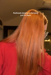 Best Shampoo for Redheads: Glossiest Hair Tips for Gingers
