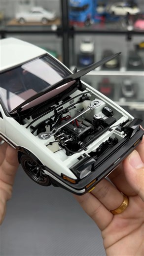 Unboxing Toyota Sprinter Trueno AE86 “Initial D” Project D Final Version 30th Anniversary Model Car
