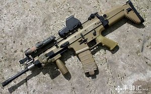 在cf中拿起吃鸡神器S-car 打生化效果竟然。。