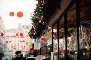 4.9K views · 495 reactions | It's the end of the year, so it's time for the traditional Earful Tower walk down a Paris street for Christmas. Now, we usually do the Champs-Elysees, but this year it's a collection of the loveliest streets, from rue Cler to rue Montorgueil (and more). Happy Christmas from us!! A 30-minute version of this video will be available for Patreon members for Christmas Eve. https://www.patreon.com/theearfultower | The Earful Tower | Facebook