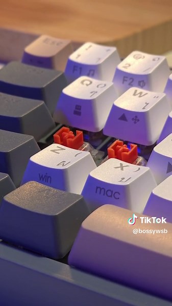 คีย์บอร์ดเกมมิ่ง แห่งดาวเสาร์ Fantech Mk912 Atom Pro63 Saturn #keyboard #gaming #setup #setupgaming #setupgamer #fantech #mk912