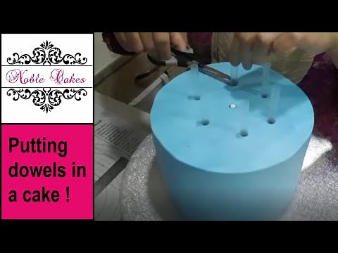 How to dowel a cake - Noble Cakes