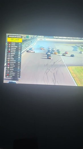 NASCAR And EAS Fan 2009 gains Consciousness mid-yawn bc of Tyler Reddick trying to reach for the sky