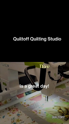 Customers' quilts. Custom orders. Lots and lots of love, advancing, rethreading and coffee ☕ | Julia Quiltoff
