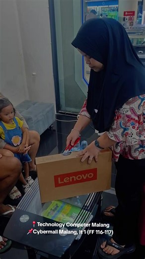 💻LENOVO V14-G5-IRL-7AID LUNA GREY💻 ‼️SPESIFIKASI: •Processor: Intel® Core™ i3-1315U •Graphics: Intel® UHD Graphics •RAM: 8 GB DDR5 5200 MHz •Storage: 256 GB SSD NVMe •Layar: 14