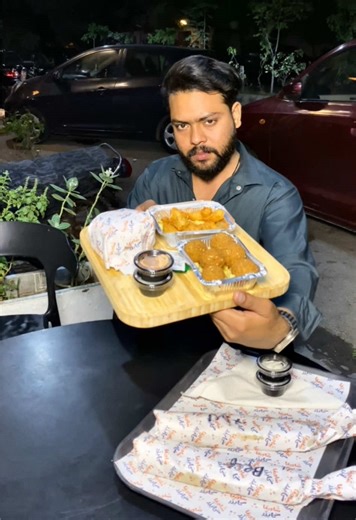 Aaj finally meh aya hu Shawarma Kaizer — DHA Phase-6 / Rahat Commercial aur yahan ka shawarma game literally next level 🔥 Regular street style shawarma nahi — original Mediterranean flavours, lamb shawarma, mix shawarma, Korean spicy chicken, tamia aur wraps — sab OG profile! Meny Lamb   Mix shawarma try kia… flavours solid, quantity proper, meal vibes heavy! \t•\tKorean fried step chicken → MUST TRY \t•\tKorean burger → spicy sweet hit ✅ \t•\tprawns → proper seasoned! Karachi me agar authentic