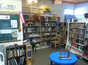 The Book Place Celebrates 10 Years on Grant Avenue