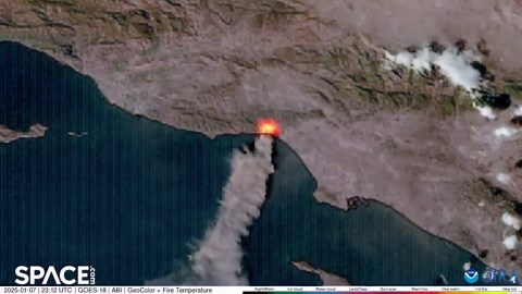Palisades fire rages in Southern California in stunning satellite time-lapse