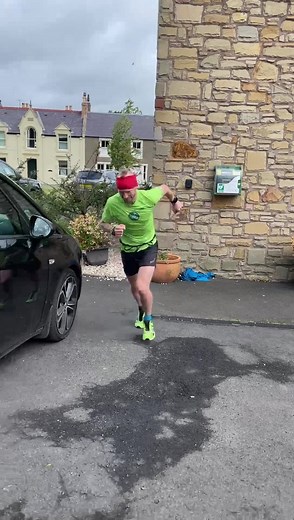 And so it begins… Ultra Damo this morning started his attempt at the 261-mile Pennine Way record. Full story 👉 www.inov-8.com/damian-hall-pennine-way-record-attempt-2022 Live Open Tracking map 👉 live.opentracking.co.uk/dhpw22/ Check out our Stories for updates #believe #ultrarunning #inov8 | inov-8 All Terrain Running