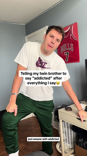 Bro is clueless…😂 #viral #trending #funny #reaction #twinpranks