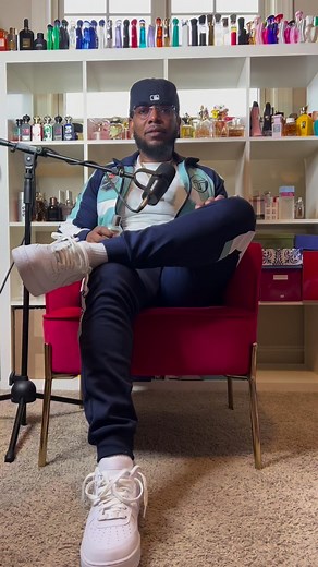 The Honorable Gesture of Men Paying the BillsI’m going to preface this by saying it’s my personal opinion, but I believe there is something special about men who can and choose to pay all the bills. If a man has yet to find the right woman, he may not desire to do so. The right woman, however, will make a man want to take care of her in every way possible.I have a personal example. My wife is an amazing person who always puts me first and has a heart of gold. She prays for me every day and can t