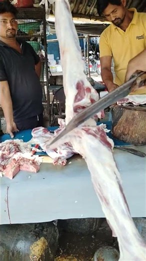 Bakre ki Raan Cutting & Quality Check 🔥 | Aaha Kya Piece Hai 😍 Best Mutton Cutting Skills