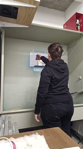 First step into making an aquatint etch. Follow along to see the final result! #art #copper #etch