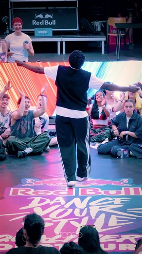 Jackson 5 is always a mood! 🪩 Coast at the Red Bull Dance Your Style Switzerland Solothurn 🇨🇭