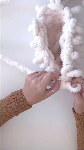 How to Hand Knit a Pumpkin - full tutorial on my channel. 🧶🧡🎃 #handknitting #handknitpumpkin