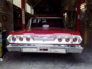 1963 Chevrolet Biscayne 409 "Jungle Fever" idling