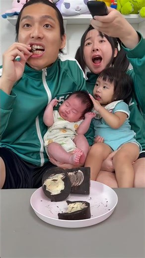 Snack vs Movie Intro🥳#funny #shorts #newborn