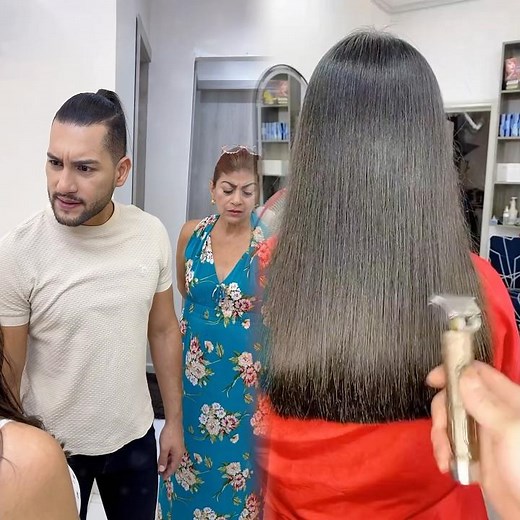 Papá inteligente corrige a su hija rompiéndole su teléfono😱 parte 3