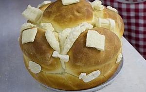 Posni slavski kolač i ukrasi za slavski kolač