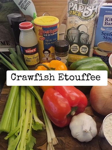 Crawfish Étouffée: A Cajun Delight