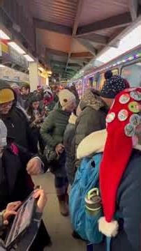 HOLIDAY TRAIN (Skokie Swift), Chicago Transit Authority, Howard Terminal, Chicago, IL, 12/22/2025