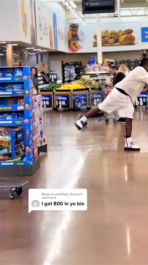 73K views · 842 reactions | Reply to @certified_thecav ayeee! Lol DONT FORGET TO RUN YALL BAG UP BY PLAYING THE GAME IN MY BIO OR WATCHING NETFLIX  | Deelodoitall2 | Facebook