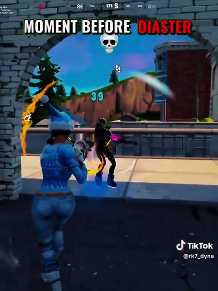 Dancing mid fight is crazy 🤯 #fortnite #fyp