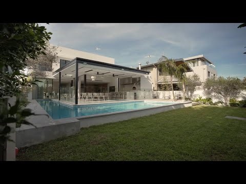 Modern Luxury Farmhouse Tour | Calm Living & Contemporary Design