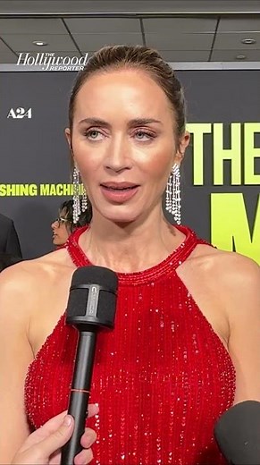 #EmilyBlunt on How She Paired #BennySafdie & #DwayneJohnson Together for #TheSmashingMachine #shorts
