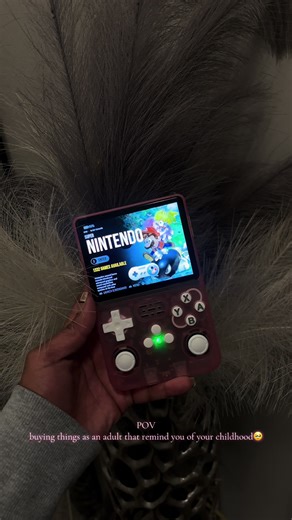 pink game boy nostalgia 🎮💕 #gameboy #aesthetic #fyp #retrogaming