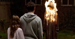 Intrusos Trailer Oficial Sub Español Latino 2012 HD