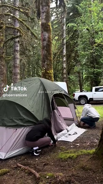 Romantic Camping Date Ideas for Couples | Core Memories