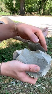 8.5K views | Tennessee chert fresh out of the ground. Spalled it down some to throw into the roaster. #flintknapping #flintknapper #flintknappers #flintknappersofinsta #stoneknapping #ancienttools #primitiveskills #neolithic #bushcraft #bushcraftskills #survival #survivalskills #lithic #stoneart #stoneage #experimentalarchaeology #stoneagetools #organicartist #aboknapping #arrowhead #archaeology #tnart #tnartist #chert | McLean Lithics | Facebook