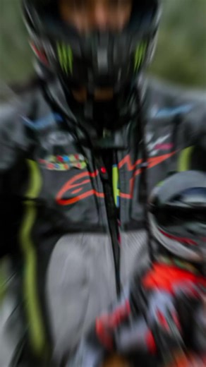 Sesión de fotos ⚛️🐾💯🐶❤️✌️🏍️#lamanadadejuanjo2022 #R1 #fyp #atomo #pinscherlove #paratiiiiiiiii #perrobiker #superbike