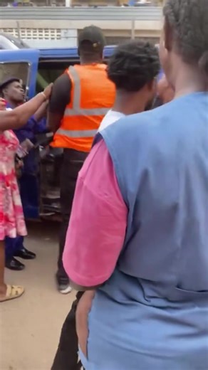 Trotro driver and mate assaulted by alleged KMA Task Force Officers over fare hikes in Kumasi... #GHOneNews #EIBNetwork #GHOneTV #NewsAlert | GHOne TV