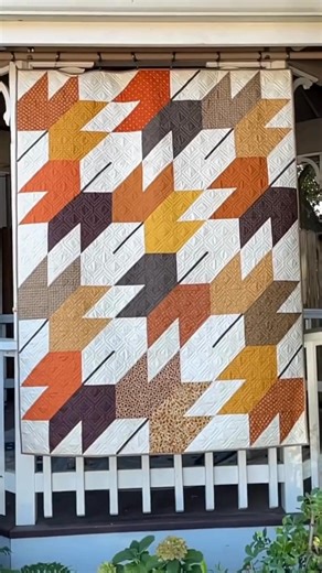 1.2K views · 39 reactions | So this is what it's like to  fall in love  with a quilt! Fabric Featured: Wander Lane by Art To Heart Pattern: Falling by Running Doe Quilts  @sewing_embroidery_whatever | Benartex | Facebook
