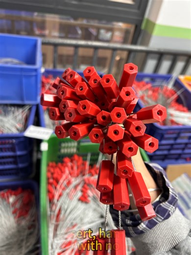 One-time self-locking design prevents tampering and prying, ensuring reliable security.Self-locking steel cable seal, insert and lock in one second, firm and stable.Made of heavy-duty steel wire, it is tensile and durable. Full specifications, safe and durable, secure and worry-free. Easy to install, safeguarding every shipment.Suitable for logistics containers, vehicle transportation, meters, metering equipment, and warehouse sealing.#SteelCableSeal #SecuritySeal #TamperProofSeal #ContainerSeal