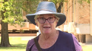 Wee Waa locals protest hospital closure - NBN News