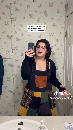 Redshift and blueshift is wild #sciencefacts #sciencetoker #sciencetok