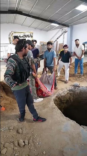 100 KG DRY ICE EXPERIMENT Gone Wrong? 😱 | Will It Explode? | Crazy Experiment | Mr Indian Hacker